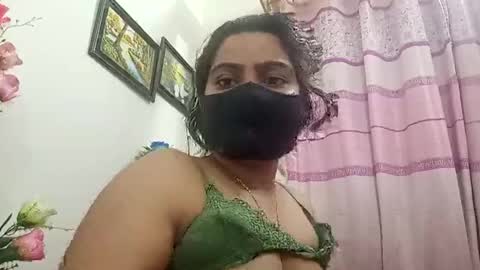 Snapshot of himuhimu22 chatting on March 11, 2:18 pm himuhimu22 online show from March 11, 2:18 pm