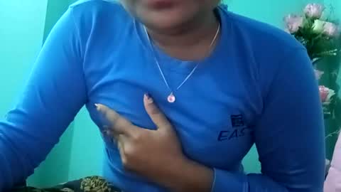 Snapshot of himuhimu22 chatting on December 30, 12:09 pm himuhimu22 online show from December 30, 12:09 pm