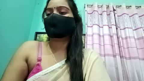 Snapshot of himuhimu22 chatting on January 16, 2:08 pm himuhimu22 online show from January 16, 2:08 pm