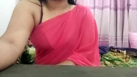 Snapshot of himuhimu22 chatting on February 5, 7:10 pm himuhimu22 online show from February 5, 7:10 pm