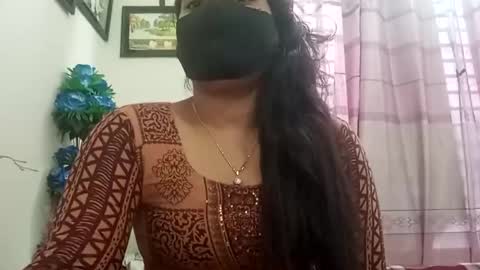 Snapshot of himuhimu22 chatting on March 12, 12:53 am himuhimu22 online show from March 12, 12:53 am