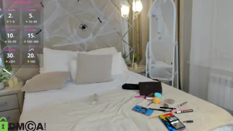 hina smilth online show from October 30, 12:17 pm