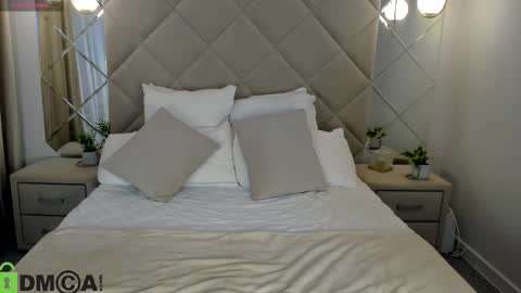 hina smilth online show from October 7, 10:41 am