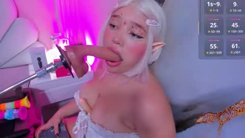 Snapshot of hinata_dolly chatting on October 23, 11:16 am hinata_dolly online show from October 23, 11:16 am