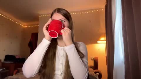 I am Amy ntmu Lets hit 10 Thumbs Up together online show from March 1, 12:05 pm