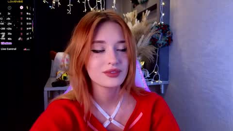 Ella online show from April 4, 6:51 pm