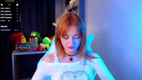 Ella online show from October 6, 5:51 pm