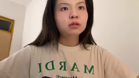 Snapshot of hola_sunflower chatting on October 15, 2:08 pm amy online show from October 15, 2:08 pm