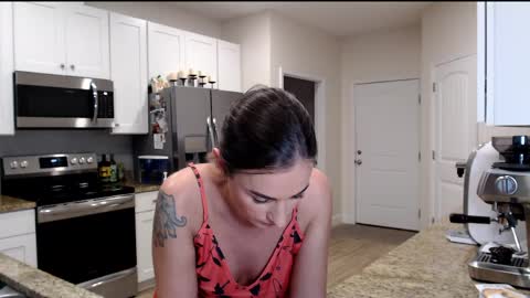 Holi Hurricane online show from March 27, 4:03 am