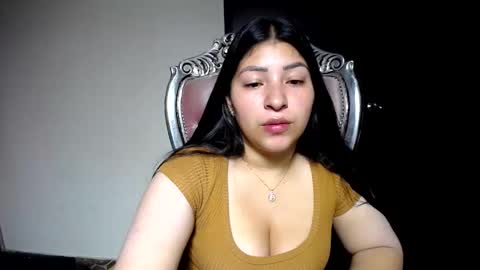 holly online show from February 26, 8:39 am