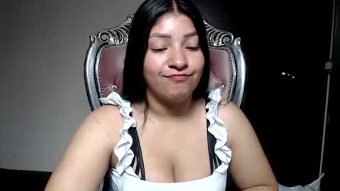 holly online show from January 8, 8:49 am