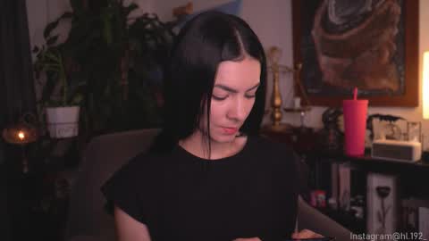 Snapshot of hollylinder_ chatting on September 14, 3:26 am Holly Linder online show from September 14, 3:26 am