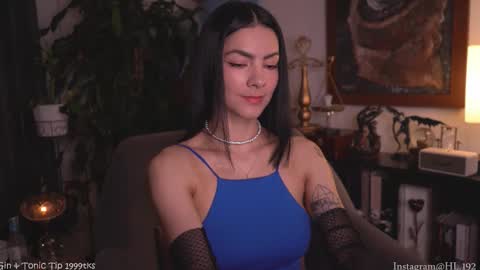 Snapshot of hollylinder_ chatting on September 20, 2:10 am Holly Linder online show from September 20, 2:10 am