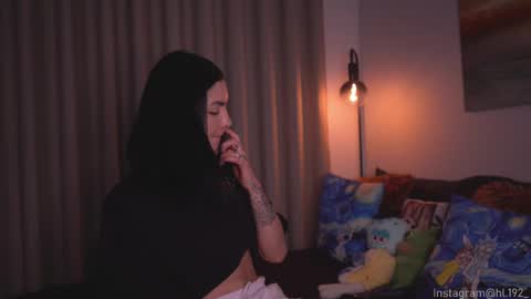 Snapshot of hollylinder_ chatting on September 10, 2:44 am Holly Linder online show from September 10, 2:44 am