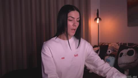 Snapshot of hollylinder_ chatting on October 16, 2:36 am Holly Linder online show from October 16, 2:36 am