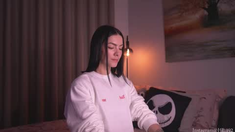 Snapshot of hollylinder_ chatting on October 2, 1:54 am Holly Linder online show from October 2, 1:54 am