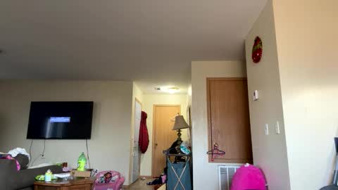 Brat online show from January 6, 3:05 pm