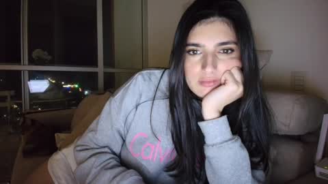 hollyshit_ online show from March 8, 2:04 am