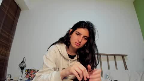 hollyshit_ online show from December 18, 2:53 am