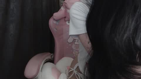 Snapshot of holy420loly chatting on December 21, 4:03 pm Ho Lee Sheet online show from December 21, 4:03 pm