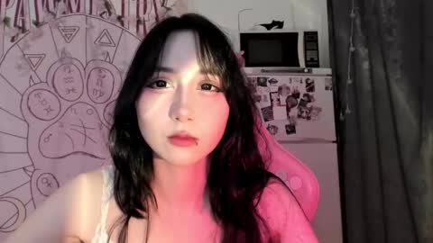 Ho Lee Sheet online show from February 6, 7:39 pm