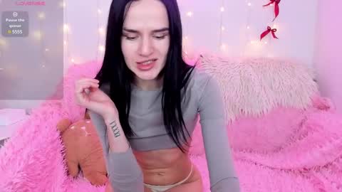 Holy girl online show from January 27, 2:20 am