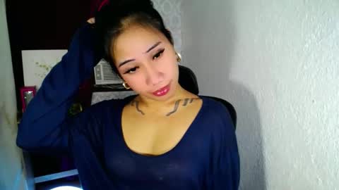 Snapshot of holy_samyx chatting on September 18, 3:38 am holy_samyx online show from September 18, 3:38 am