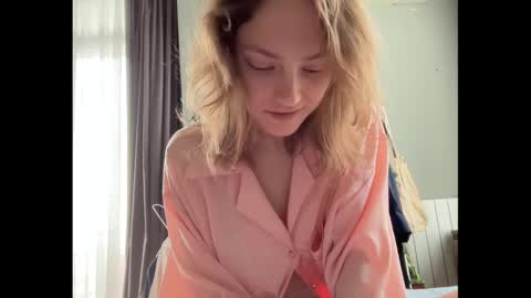 Snapshot of holydori chatting on October 13, 7:55 am dori not holy get my tg channel with link from description under last photo online show from October 13, 7:55 am