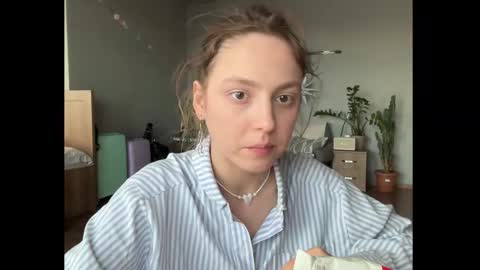 Snapshot of holydori chatting on November 1, 1:37 pm dori not holy get my tg channel with link from description under last photo online show from November 1, 1:37 pm