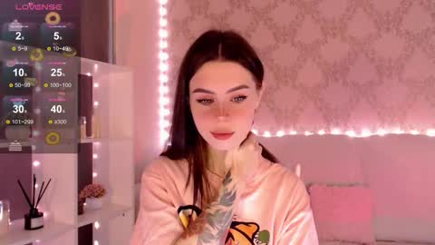 Snapshot of holymiax chatting on September 15, 4:10 am Mia online show from September 15, 4:10 am