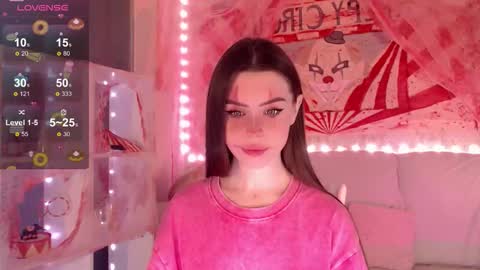 Snapshot of holymiax chatting on October 24, 3:57 am Mia online show from October 24, 3:57 am