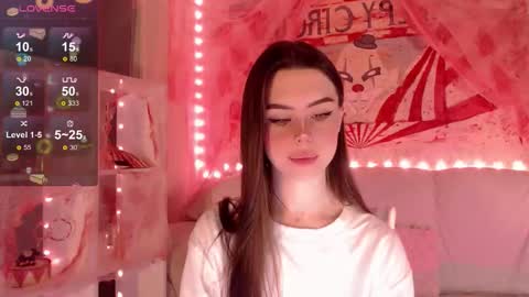 Snapshot of holymiax chatting on October 26, 4:08 am Mia online show from October 26, 4:08 am