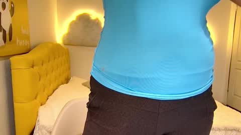 holymilfa online show from February 2, 7:41 am