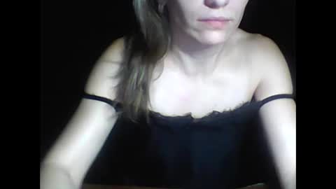 honey0bunny35 online show from February 6, 9:06 pm