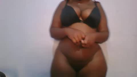 Snapshot of honey_beb chatting on October 7, 4:50 am honey_beb online show from October 7, 4:50 am