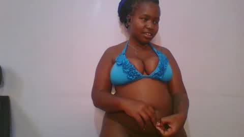 Snapshot of honey_beb chatting on October 25, 8:11 am honey_beb online show from October 25, 8:11 am