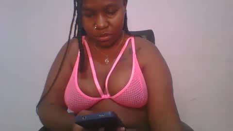 Snapshot of honey_beb chatting on October 30, 6:16 am honey_beb online show from October 30, 6:16 am
