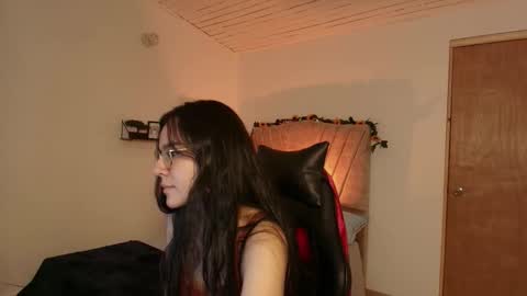   online show from September 11, 4:07 pm