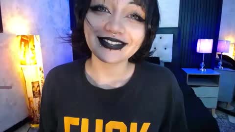 Snapshot of honey_dark chatting on December 29, 2:38 am Honney online show from December 29, 2:38 am