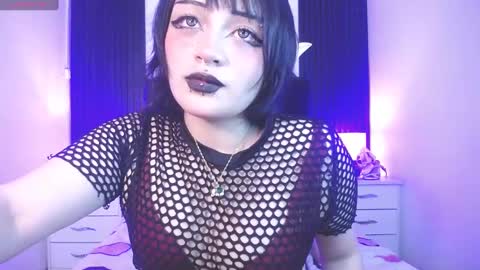 Snapshot of honey_dark chatting on February 11, 2:46 am Honney online show from February 11, 2:46 am