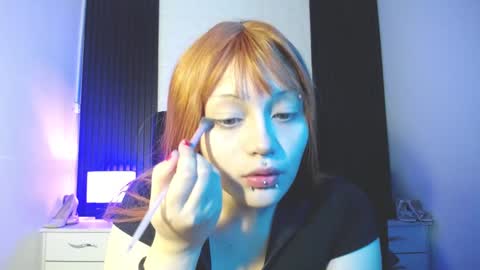 Snapshot of honey_dark chatting on January 28, 2:43 am Honney online show from January 28, 2:43 am