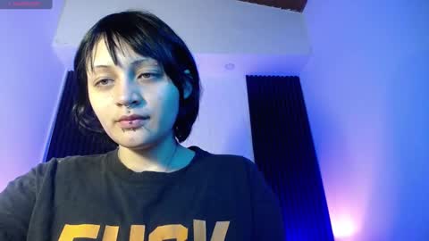 Snapshot of honey_dark chatting on January 17, 2:50 am Honney online show from January 17, 2:50 am