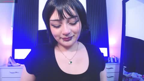 Snapshot of honey_dark chatting on February 5, 2:29 am Honney online show from February 5, 2:29 am