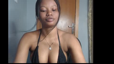 Sonia online show from February 9, 3:47 pm