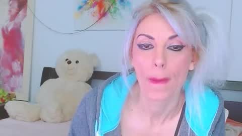 honey_lara online show from March 8, 10:46 pm