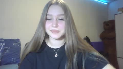 Snapshot of honey_lolaaa chatting on October 18, 3:37 pm honey_lolaaa online show from October 18, 3:37 pm