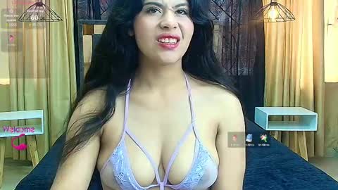Snapshot of honey_love__ chatting on September 16, 2:36 pm Honey Love online show from September 16, 2:36 pm