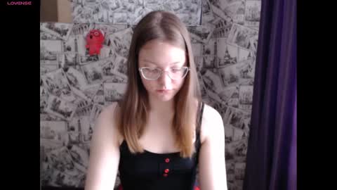 Lina online show from December 16, 9:35 am