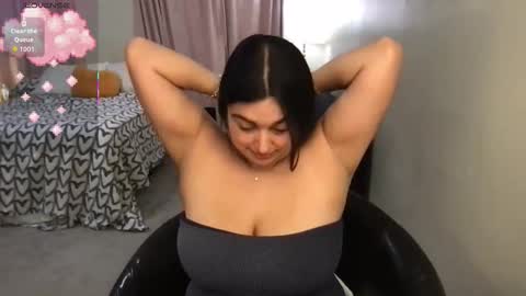 Tia online show from October 14, 10:45 pm