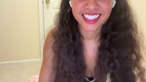 honeybeebaby12 online show from October 27, 4:52 am